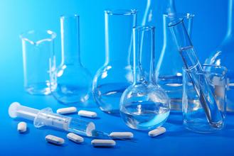 新版药典健全了药品及辅料标准系统，，，，，自2015年12月1日起实验