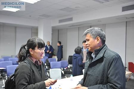 旋乐吧spin8化学部副总裁陈焕明博士给与会者答疑解惑