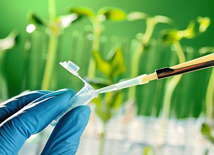 新型纳米RNA抗癌药物，，，多靶点击毁癌中之王