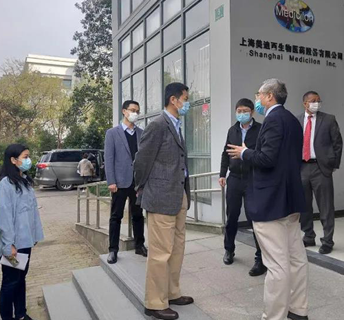 上海市委常委、副市长吴清一行调研旋乐吧spin8张江园区