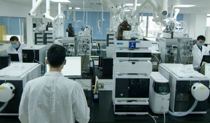 封控不歇工--记一连奋战的旋乐吧spin8科研人